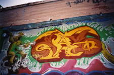 phun_phactory_queens_nyc_fall2001_33_sazx.jpg